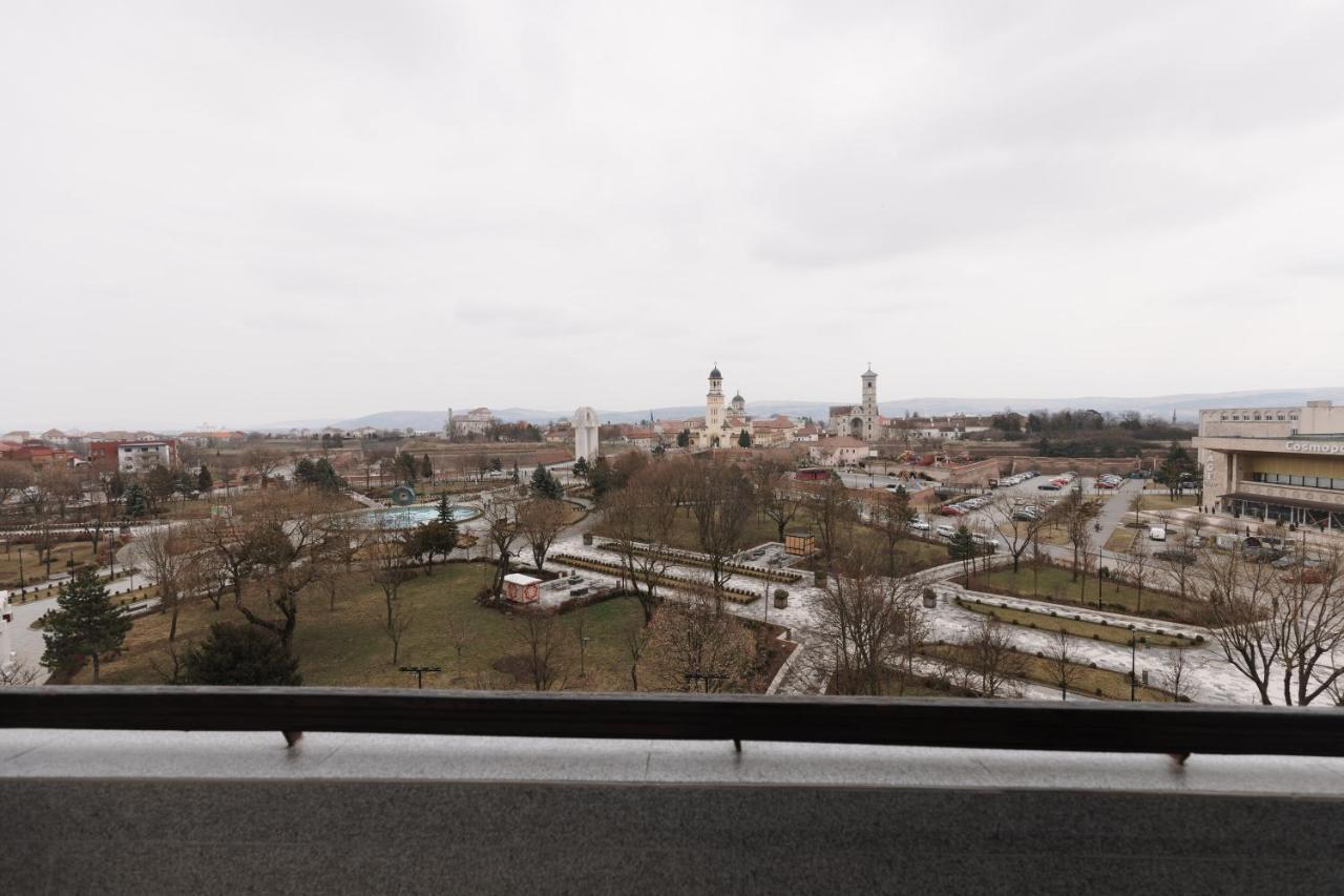 Bear'S Apartment Alba Iulia Exterior foto